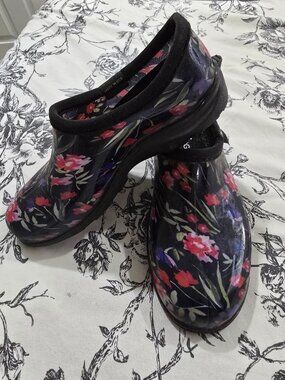 Sloggers Garden Shoes Womens 7 Black Foral Waterproof Comfort USA Rain Barn
